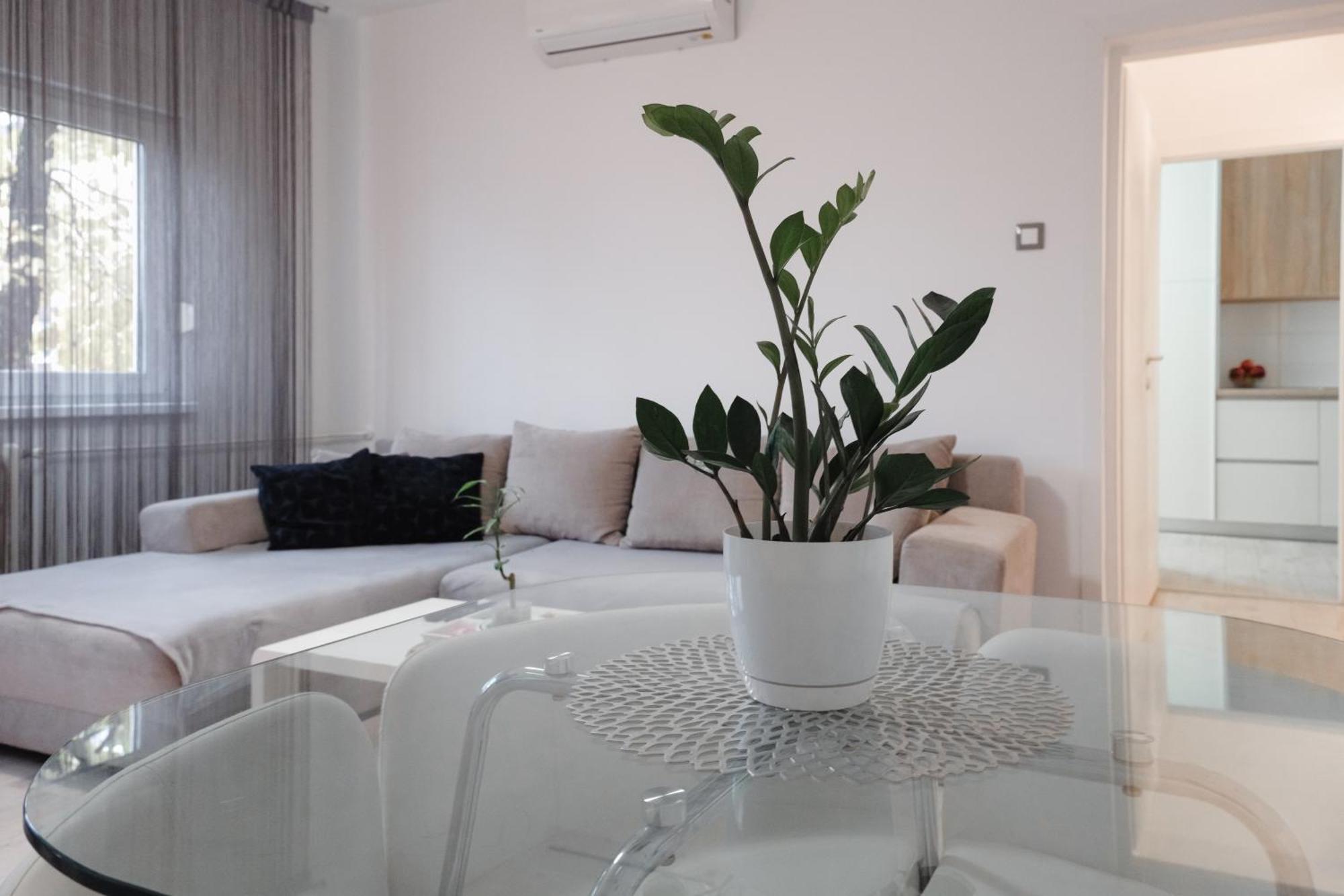 Apartment Franko - Self Check In Osijek